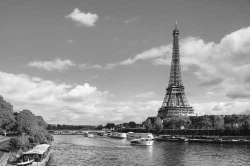Tapeta Eiffelova věž v Paříži černobílá
