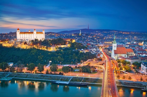 Tapeta večerní Bratislava