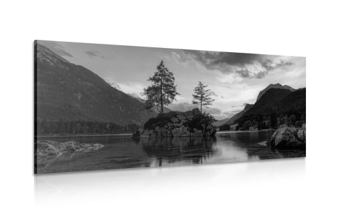 Obraz černobílá horská krajina u jezera