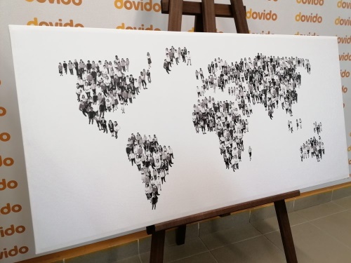 Obraz mapa světa složená z lidí v černobílém provedení