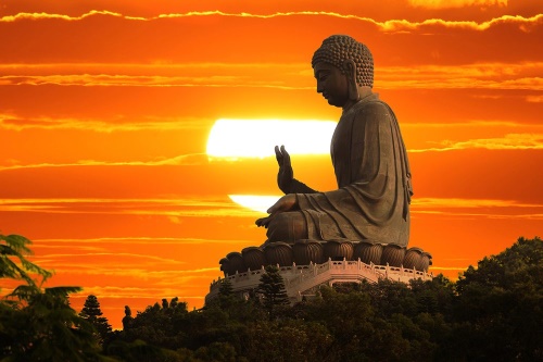 Samolepící tapeta socha Buddhy při západu slunce