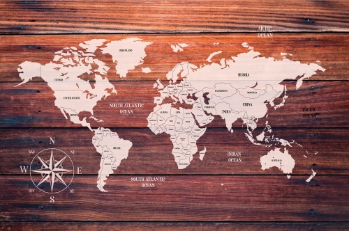 Tapeta decentní mapa světa na dřevěném podkladu