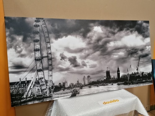 Obraz jedinečný Londýn a řeka Temže v černobílém provedení