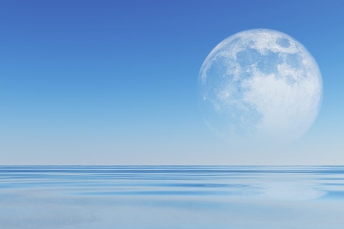 Samolepící tapeta měsíc nad mořem